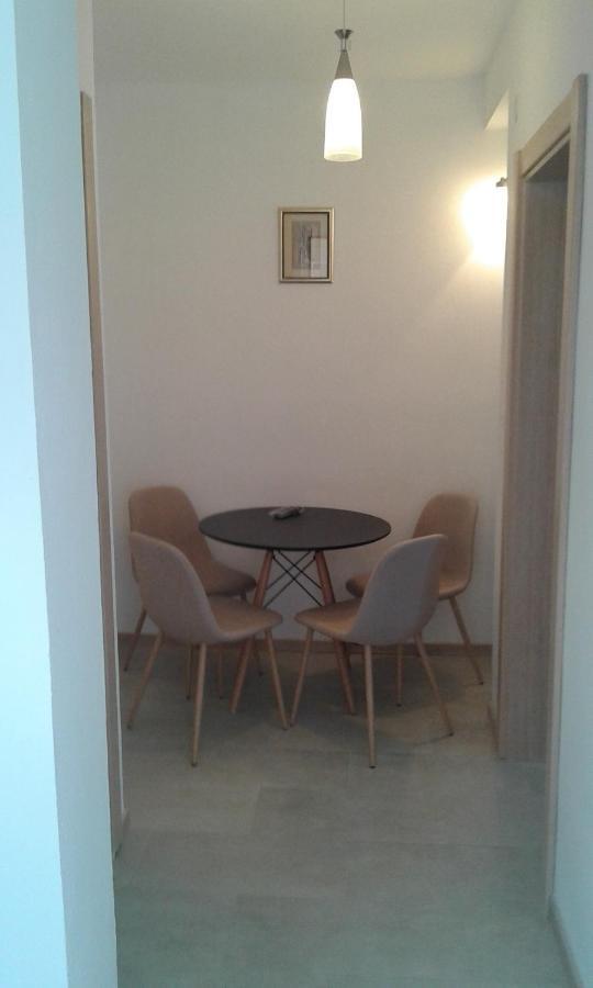 Apartments Odiva Луштица Экстерьер фото
